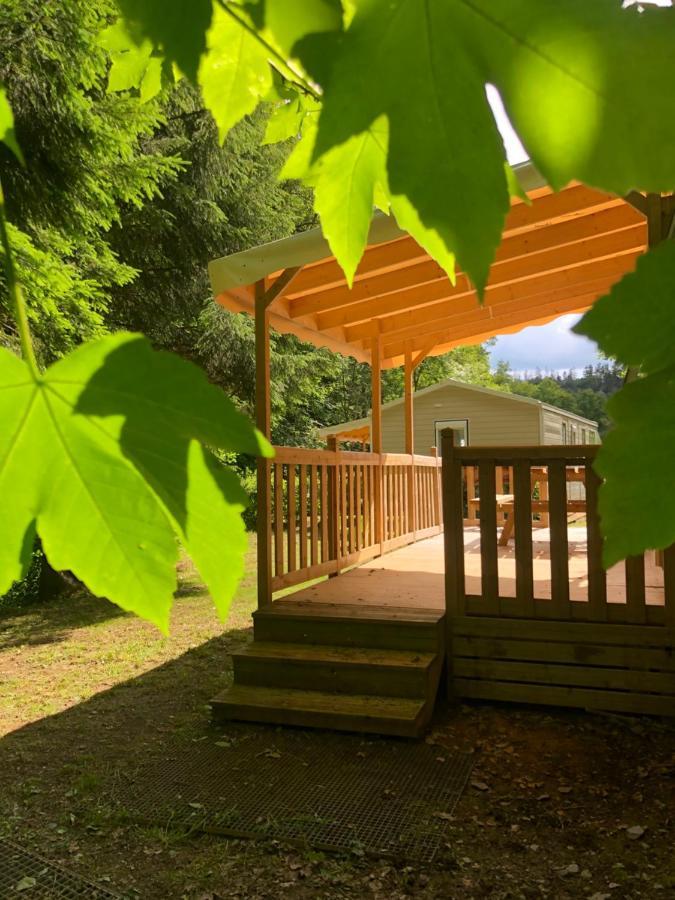 Camping Le Canada-Insolite Chiny Exteriör bild