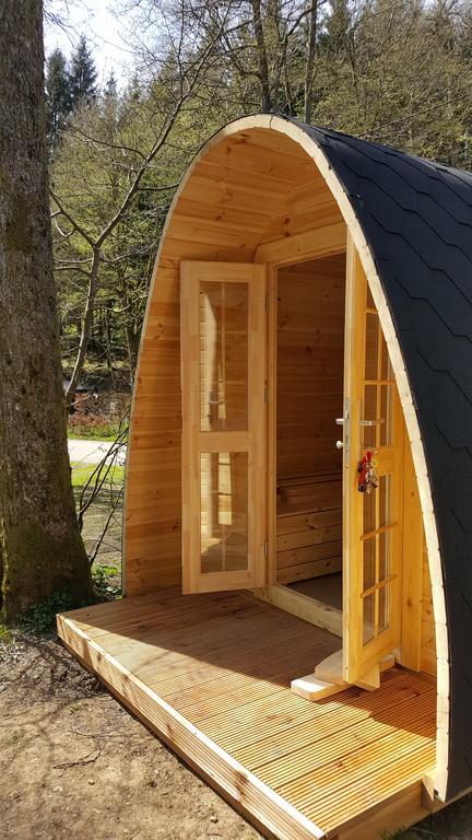 Camping Le Canada-Insolite Chiny Exteriör bild