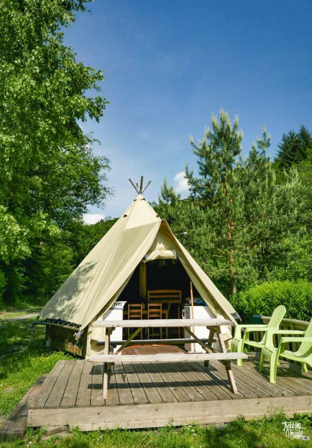 Camping Le Canada-Insolite Chiny Exteriör bild